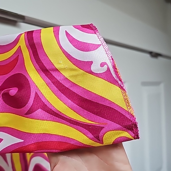 PMG Halloween Costume 60's Girl in Kids Size Small (5/6) - Picture 5 of 5